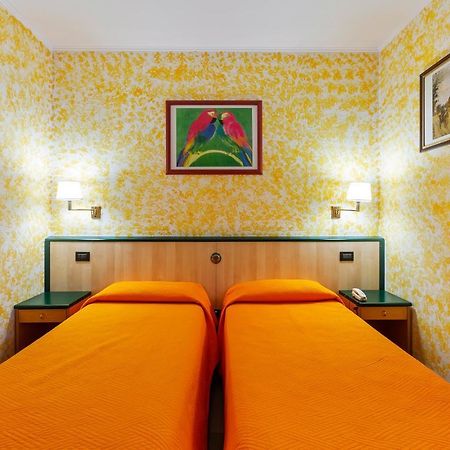 Ginosi Arizona Hotel Milan Extérieur photo