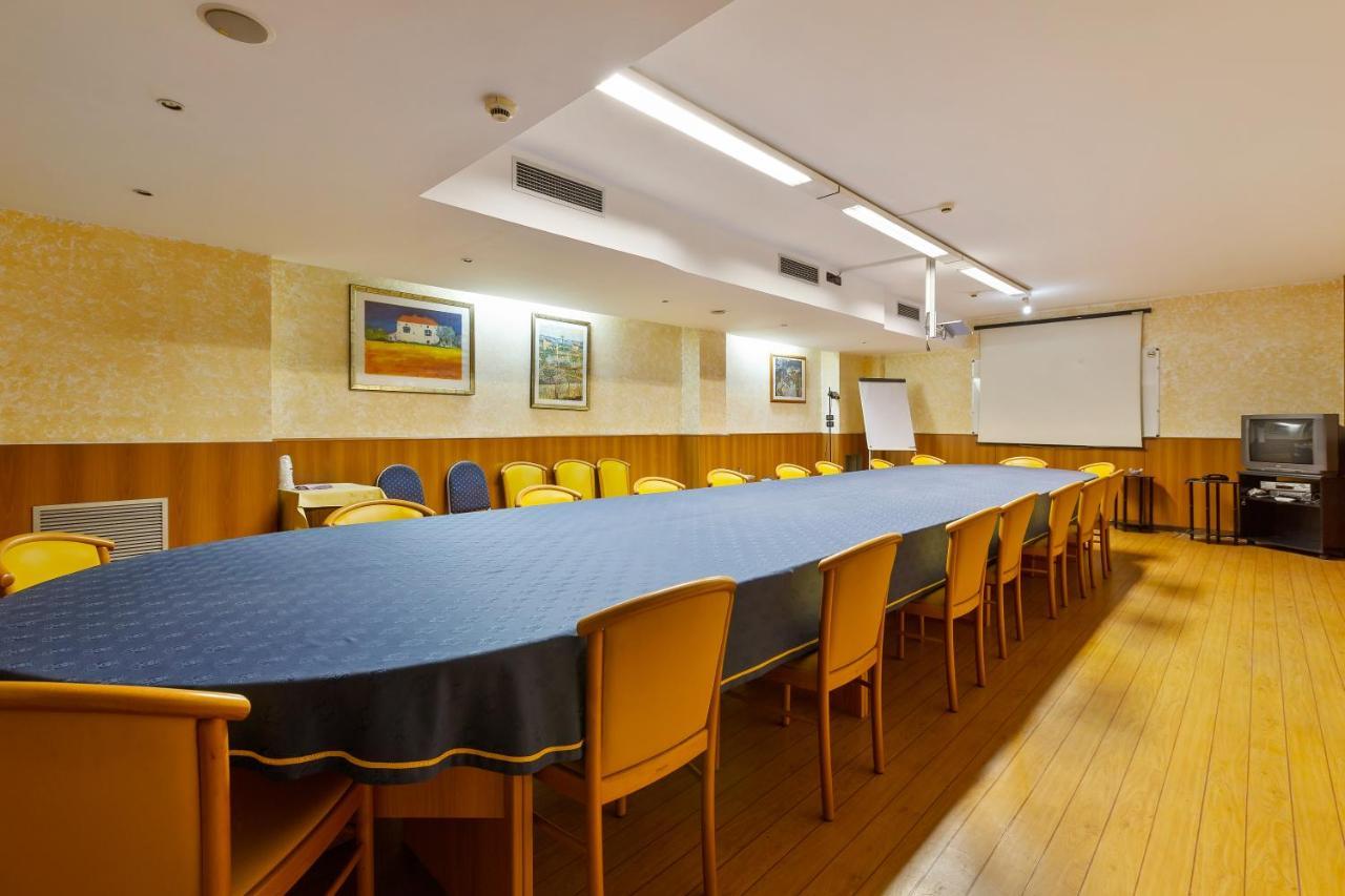 Ginosi Arizona Hotel Milan Extérieur photo