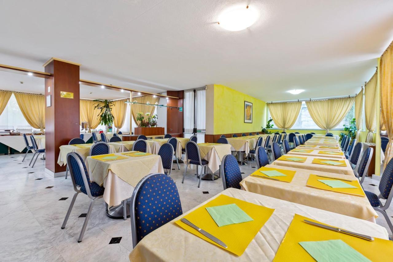 Ginosi Arizona Hotel Milan Extérieur photo